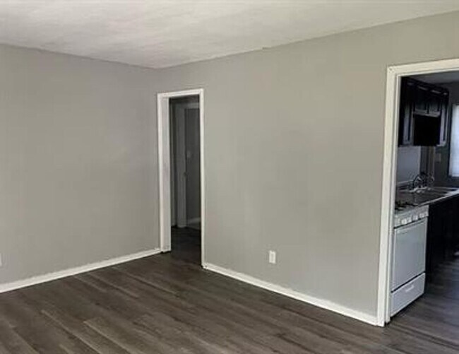 Photo - 15 Sherwood Ct