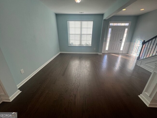 Photo - 165 Craines View