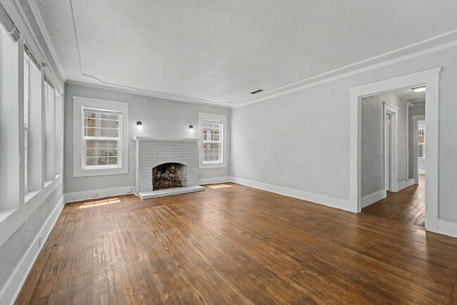 Photo - 1122 I St