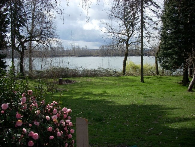 Building Photo - Waterfront Home on 1.5 Acres + 2 Car Garage + Fenced Yard (Vancouver – Evergreen Hwy)