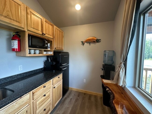 Photo - 1050 Angler Dr Unidad Cabin 2