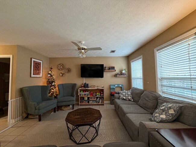 Photo - Asbury Hills Condominiums-2428 E. University,  Unit 807 Unidad 807