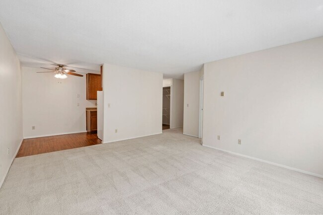 Photo - Greenway Commons