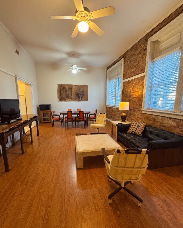Photo - 2737 W Cleveland St Unidad 112
