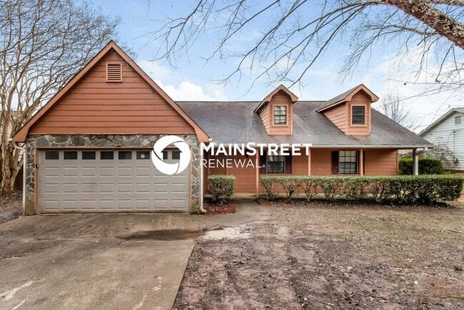 Building Photo - 3 Bedroom Pet-Friendly Home in Jonesboro, GA with Main Street Renewal