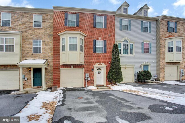 64 Milestone Ct