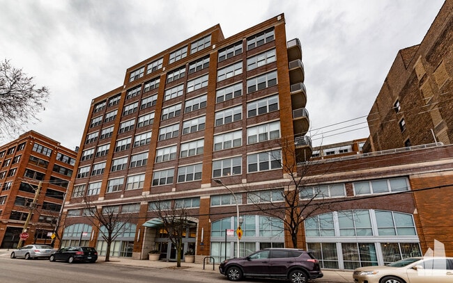 Photo - 933 W Van Buren St Unit 902