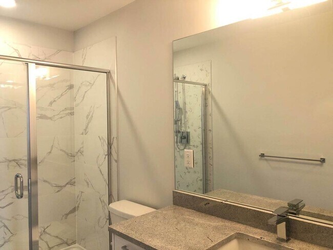 20686 Eastleigh Crescent Unit 5XX