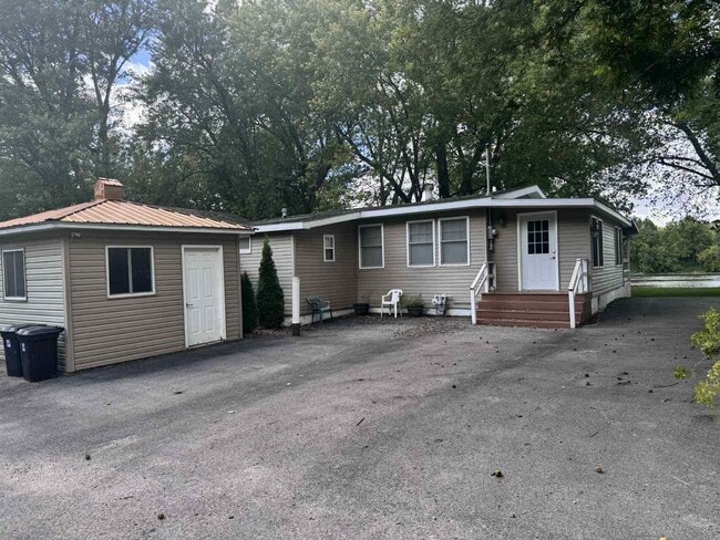 Building Photo - 3311 E 2059th Rd Rental