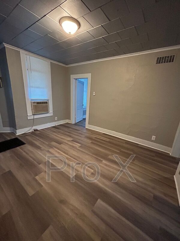 Photo - 316 E Park St