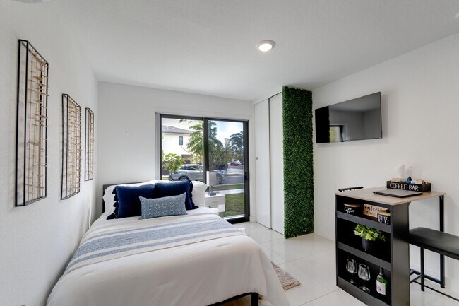 Photo - 1112 NW 2nd St Unidad Studio