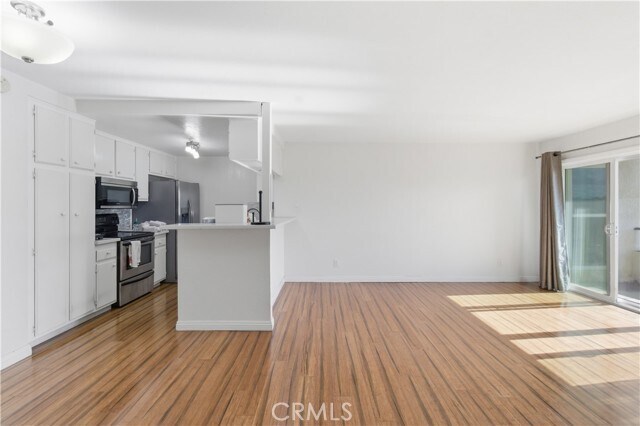 Photo - 420 Redondo Ave