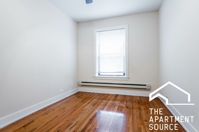 Photo - 613 W Melrose St Unit B2