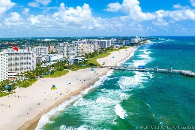 Building Photo - 133 N Pompano Beach Blvd Unit 211