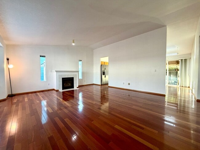 Photo - **$500 OFF THE FIRST MONTH'S RENT** Cozy R...