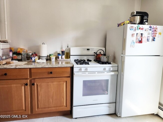 Photo - 18 Harold Ave Unit B