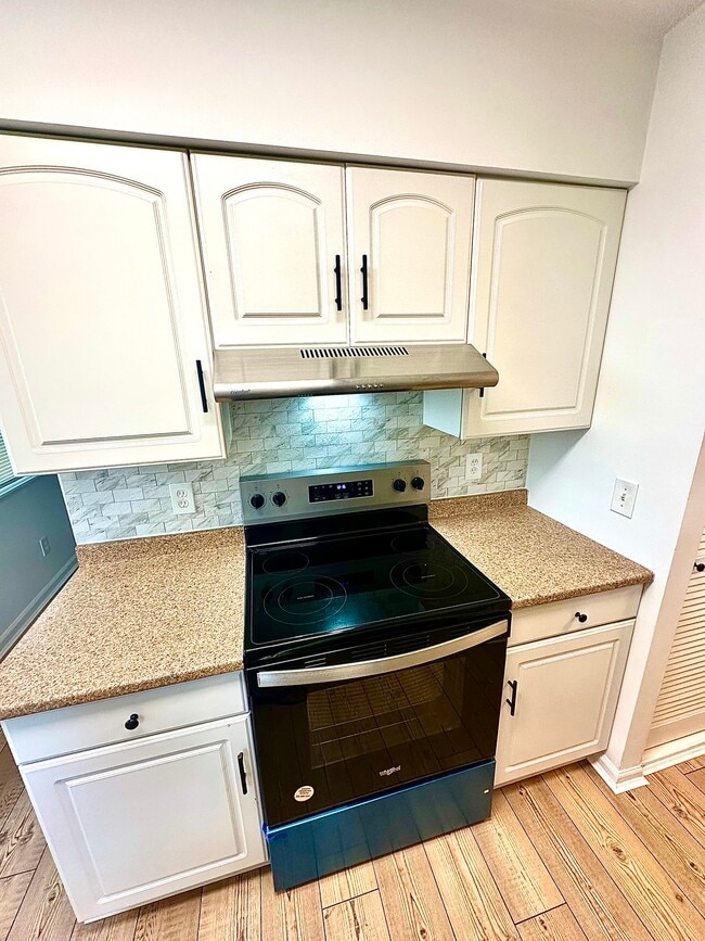 Photo - 7614 Pons Ln