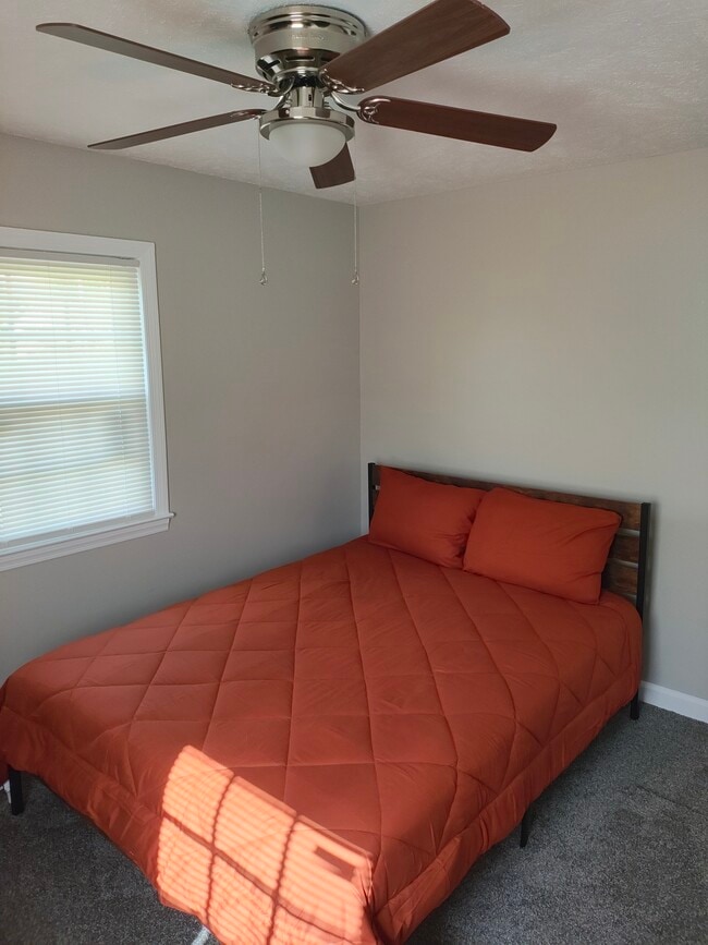 Photo - 6231 Lansford Dr