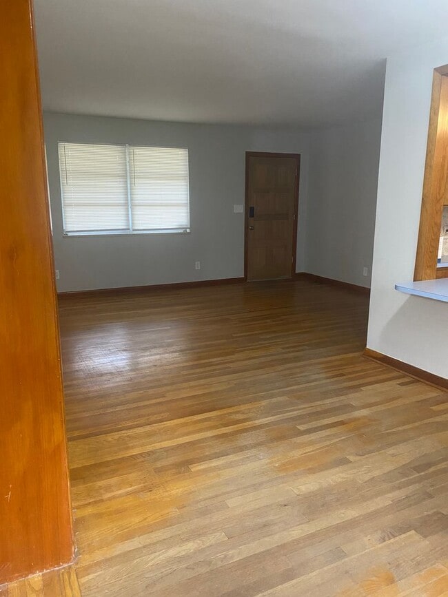 Photo - 3 bed 2 bath