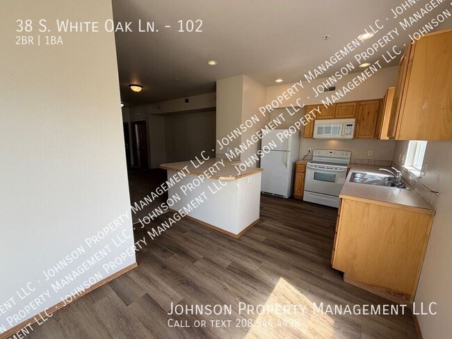 Photo - 38 S White Oak Ln Unit 102