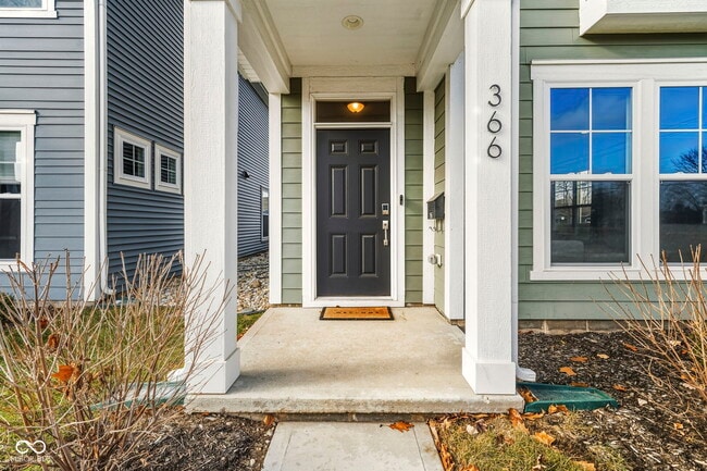 Photo - 366 Steeples Blvd