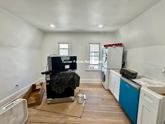 Photo - 268 Willow Ave Apartments Unit 3