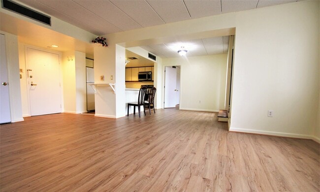 Photo - 85 Brainerd Rd