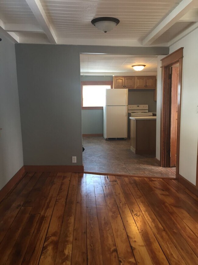 Photo - 920.5 E. 5th Street- Charming Cottage Unit 920 1/2 E 5th Street