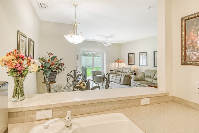 Photo - 3645 Parkridge Cir