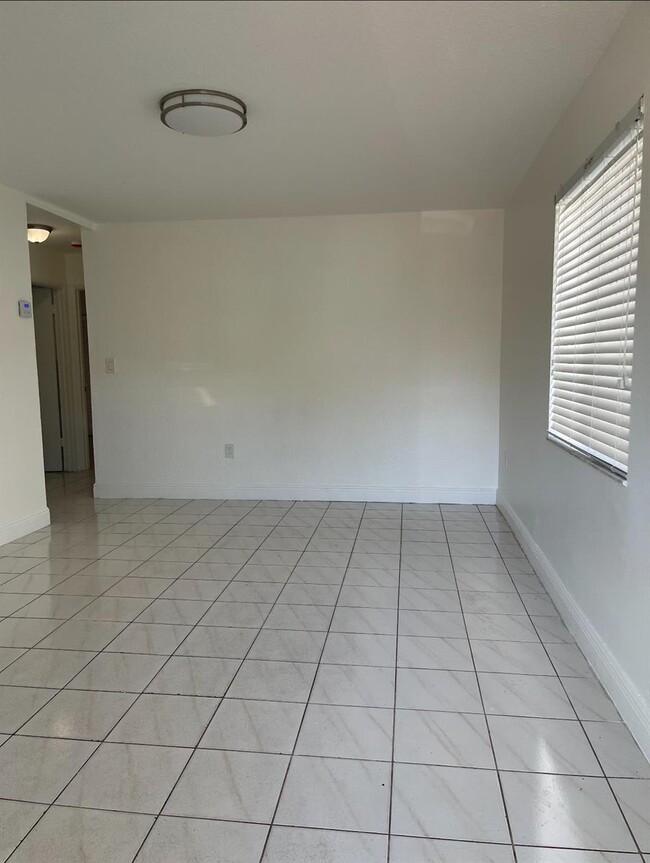 Photo - 1783 NW 16th St