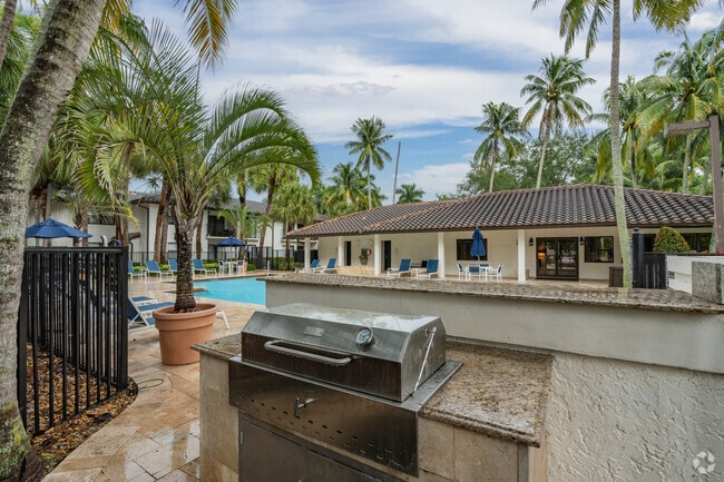 Gables Boca Place - Pool Grill