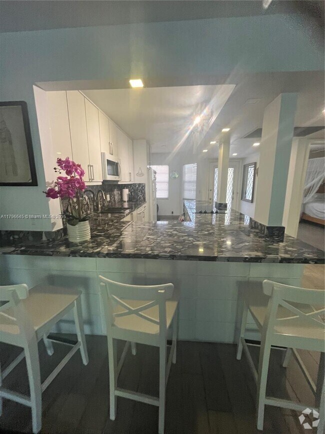 Building Photo - 1401 SW 128th Terrace Unit 309H Rental