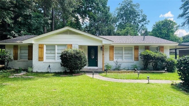 Building Photo - 3410 Milan Dr