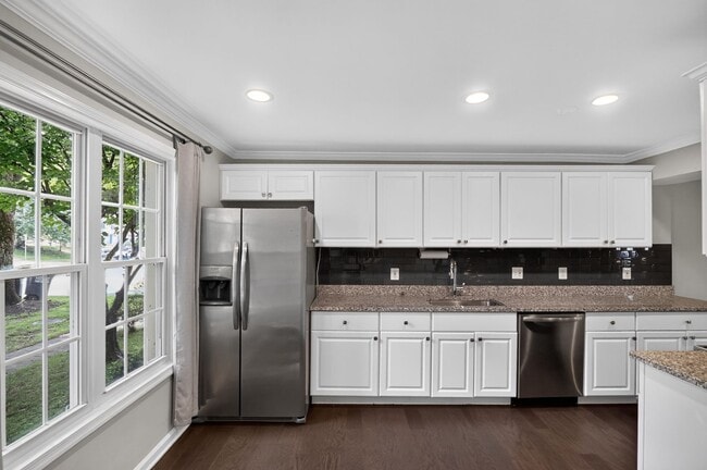 Photo - 6176 Martins Landing Ct