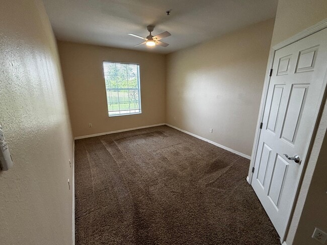 Primary Bed - 8302 Portofino Dr Unit #103