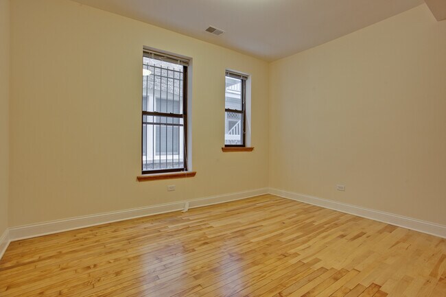 Photo - 5419 S Hyde Park Blvd Unit 2