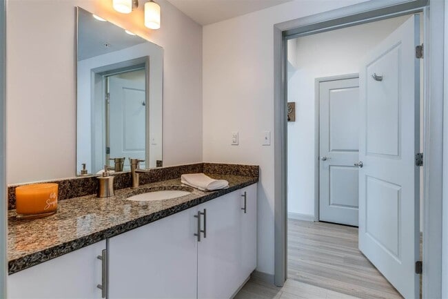 East 51 At Rocketts Landing