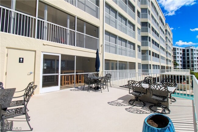 Building Photo - 4895 Bonita Beach Rd SW Unit 505