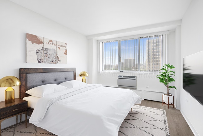 Photo - 441 W. Oakdale