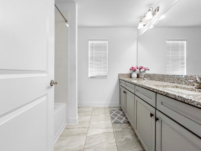 Photo - 9714 Provencal Ave