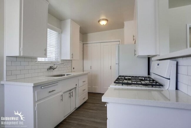 Photo - Beautiful 1Bdm 1Ba Cottage-Style Apartment...