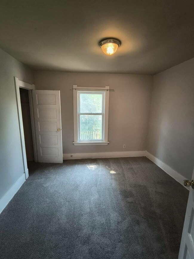 Photo - 820 Butler St Unidad Upper