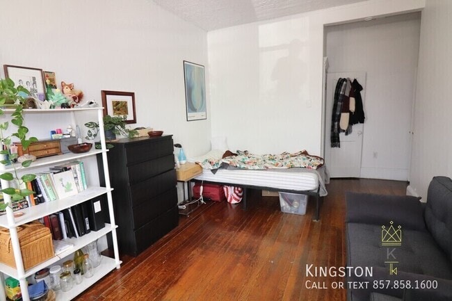 Photo - 238 Hemenway St Unit 6R