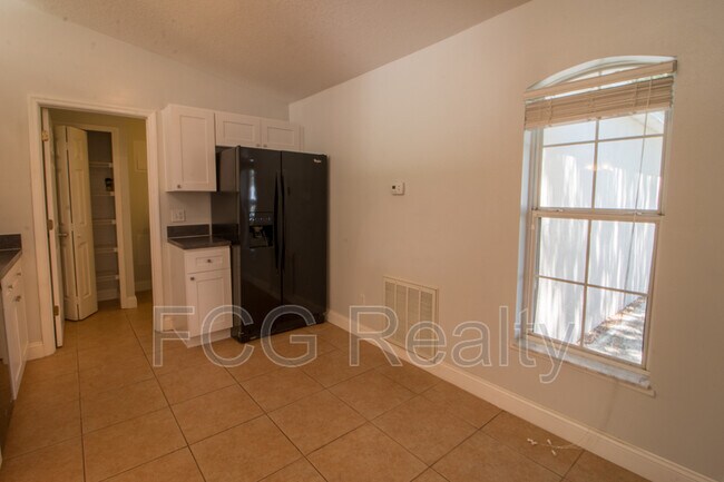 Photo - 211 Cross Creek Rd