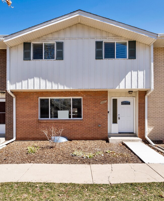 Photo - 4042 S Yosemite St Townhome