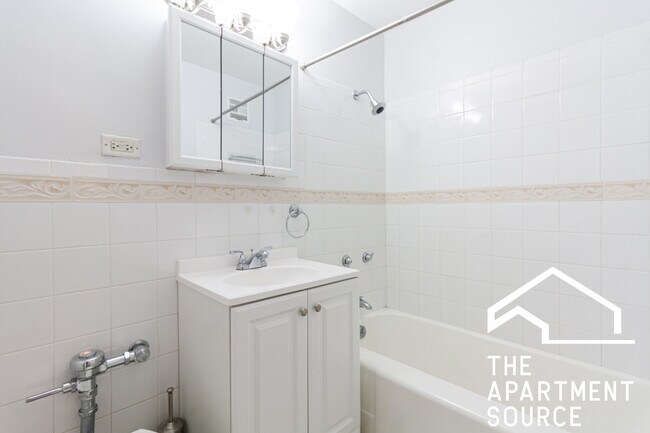 Photo - 6030 N Sheridan Rd Unit 1003