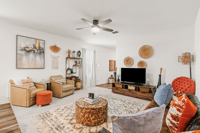 Photo - 12815 Cygnus