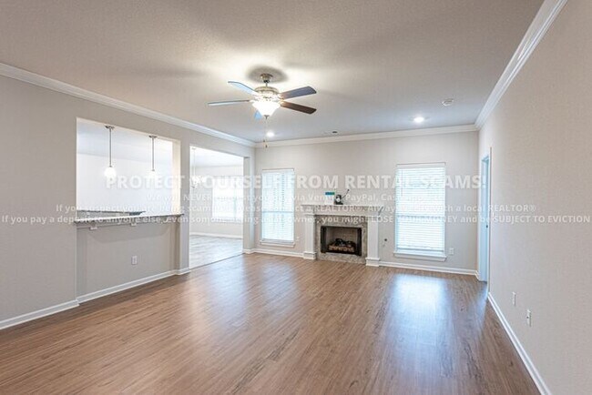 Photo - 371 W Tyler Rd