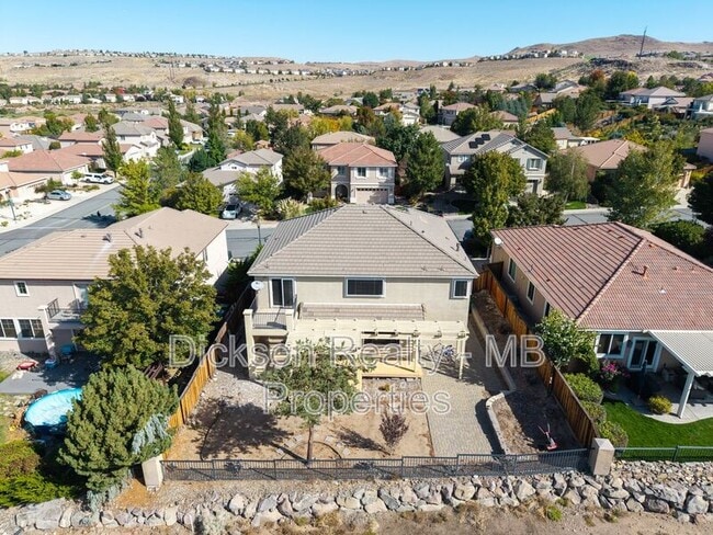 2447 Anqua Dr
