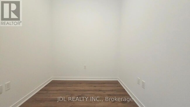 Photo - 395 Dundas St W Unit 236